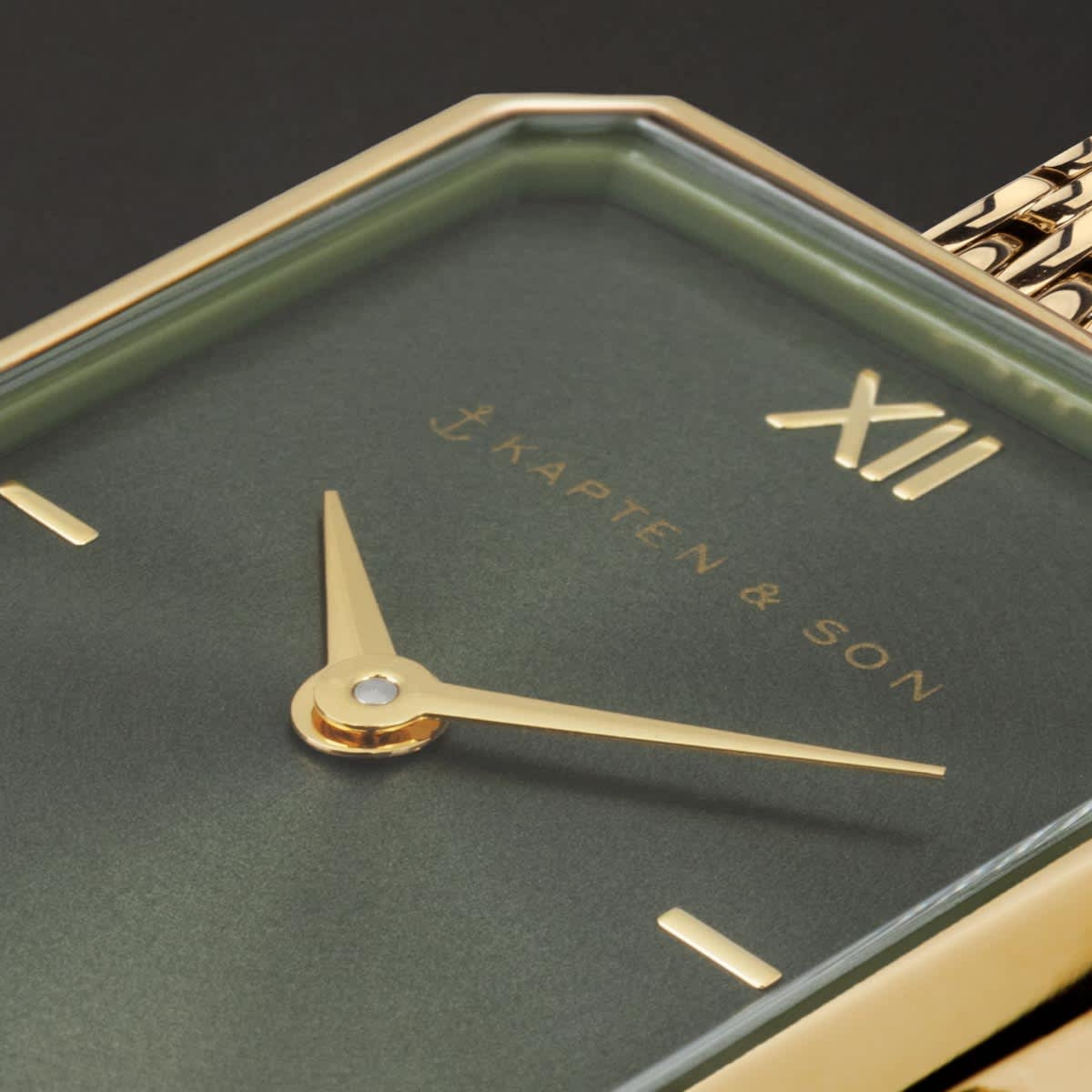 Grace Gold Green Woven Steel