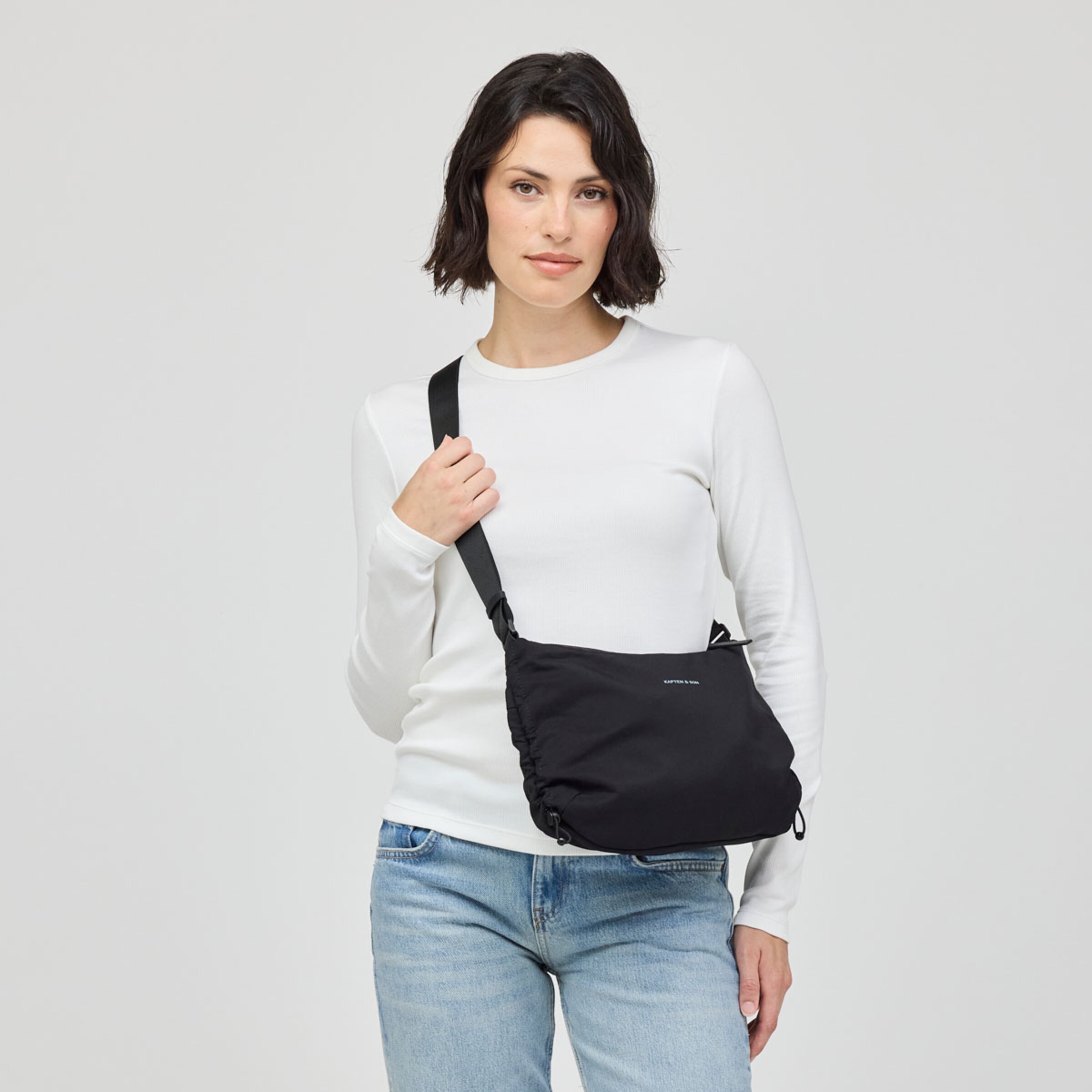 Skara Small All Black