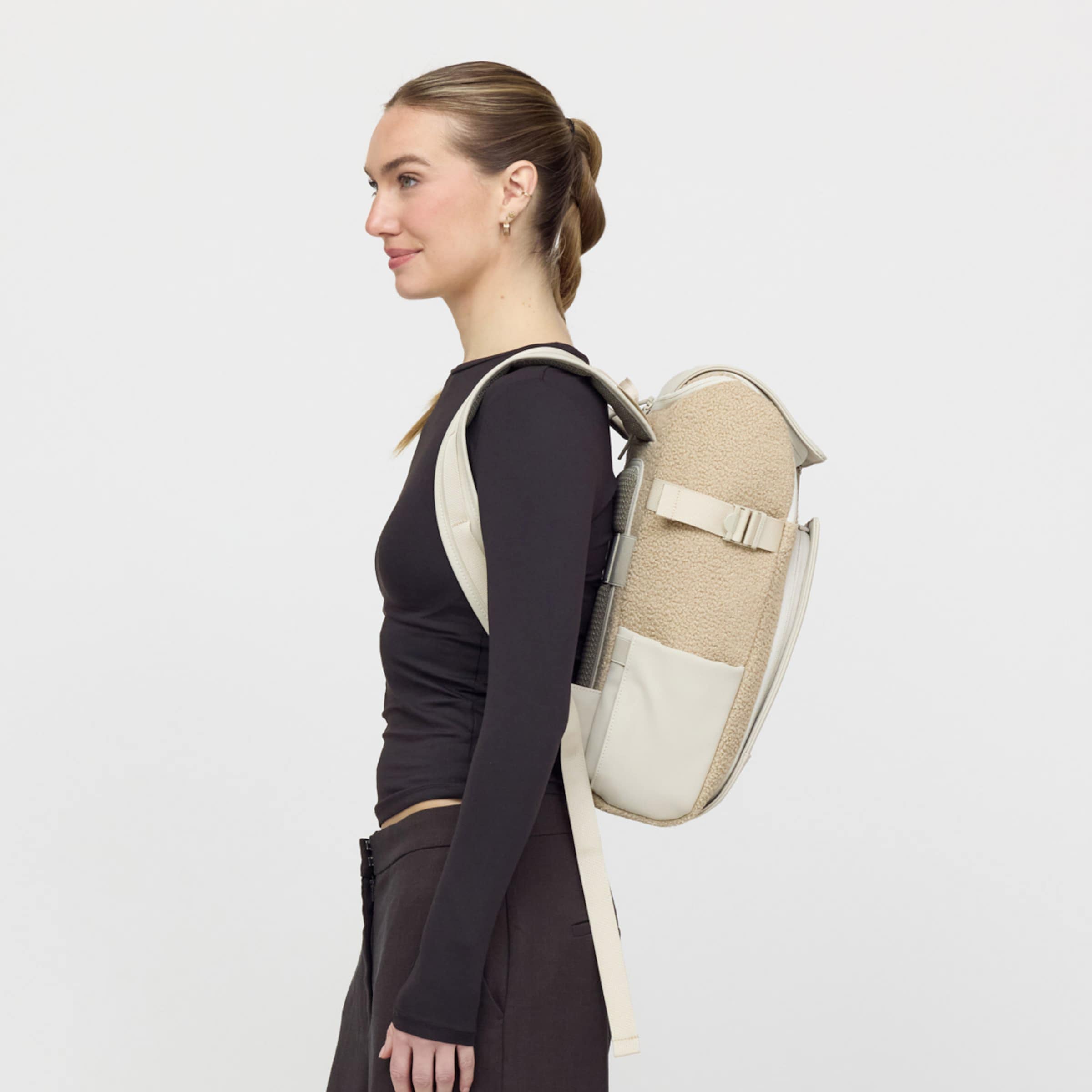 Bali Medium Fleece Sandstone by Mariefeandjakesnow