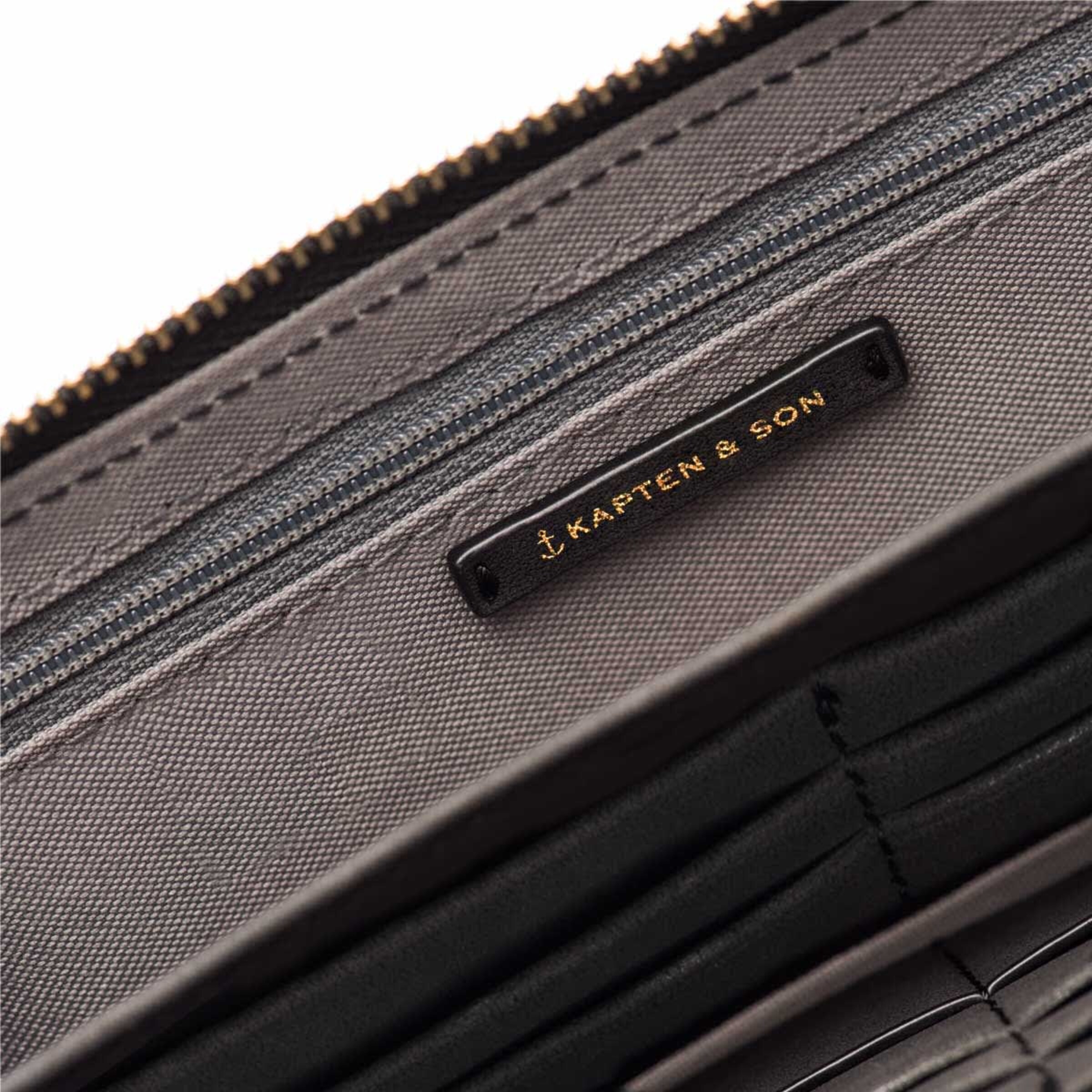 Wallet Louvre Black