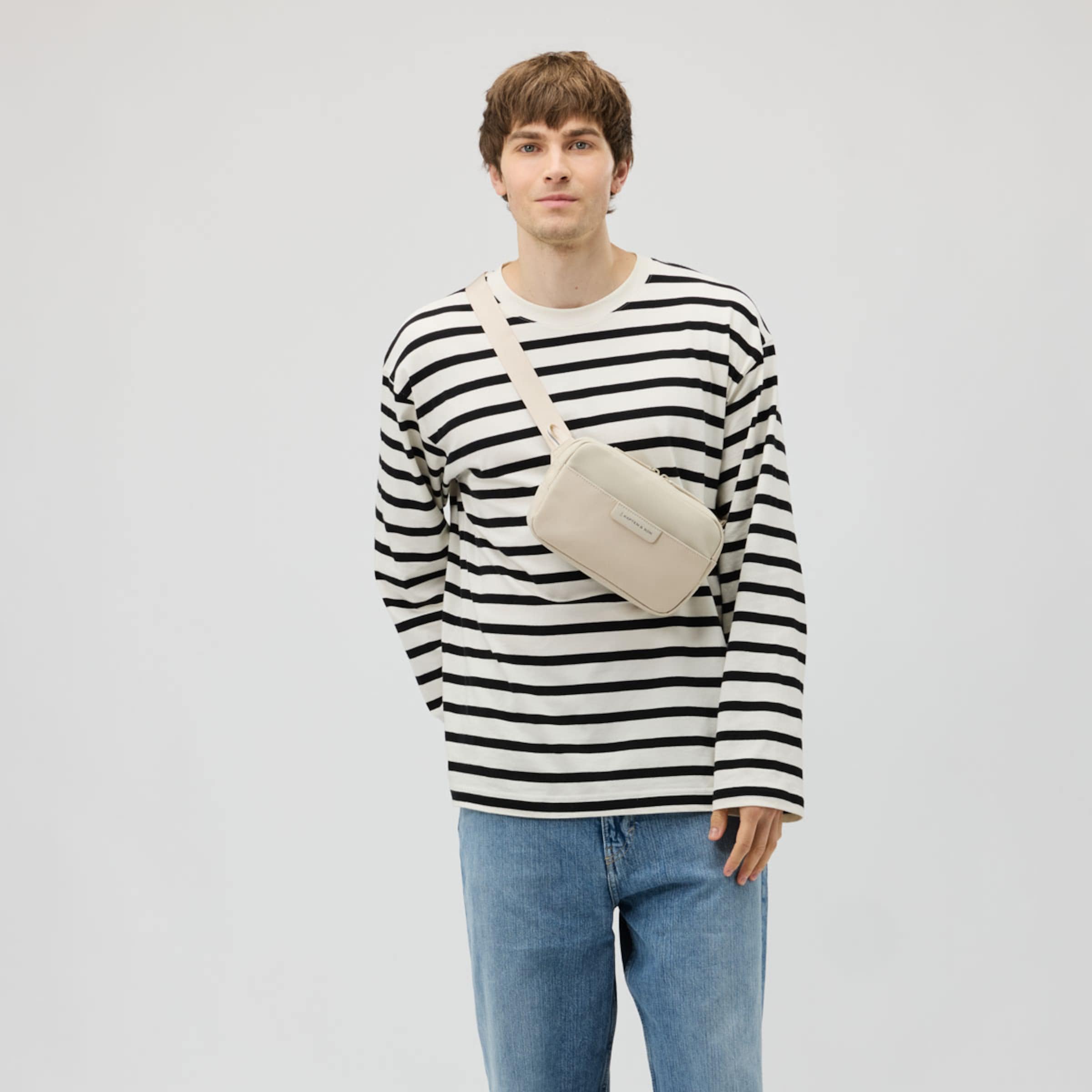 Bergen Pro Crossbody Sandstone