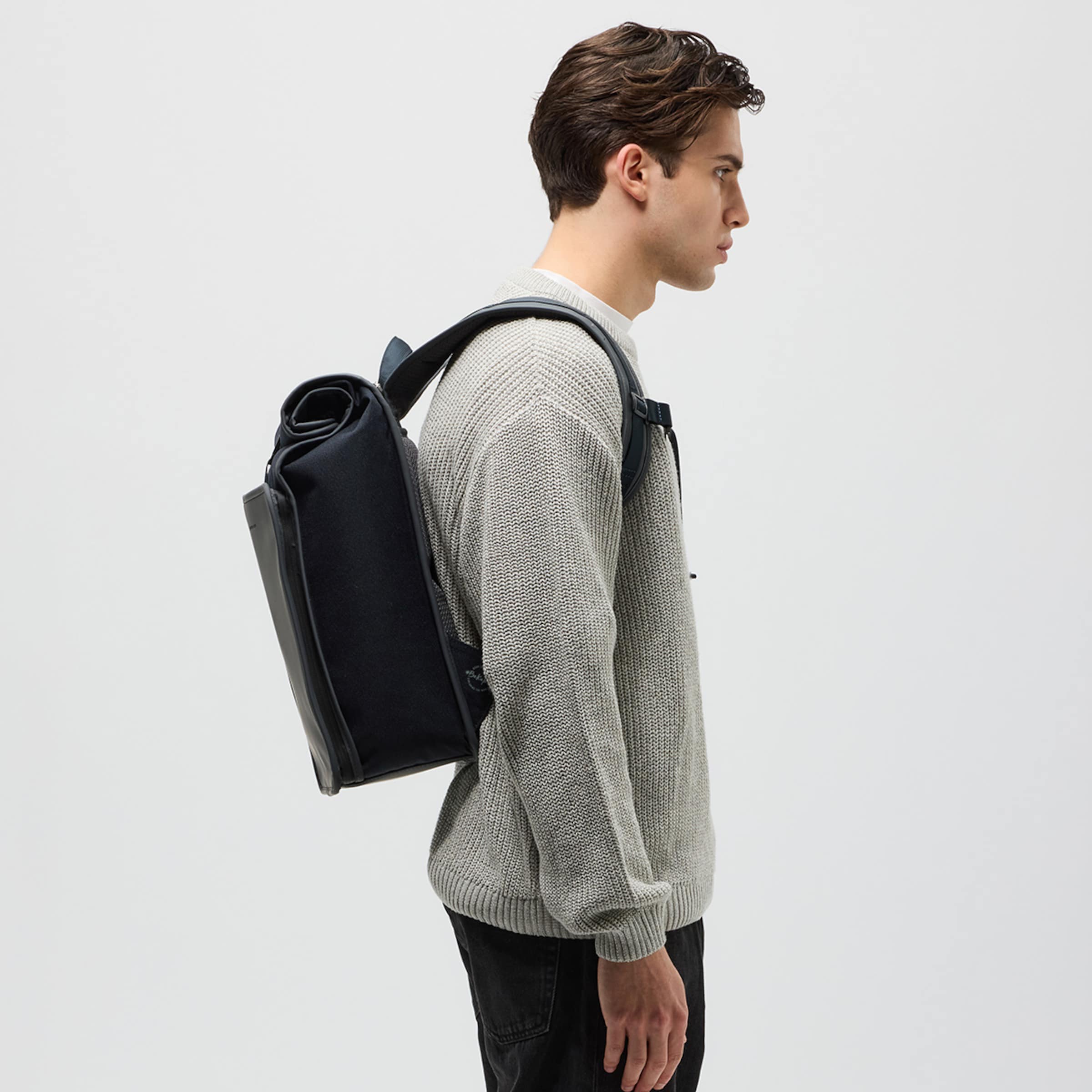 Lund Pro Midnight Blue