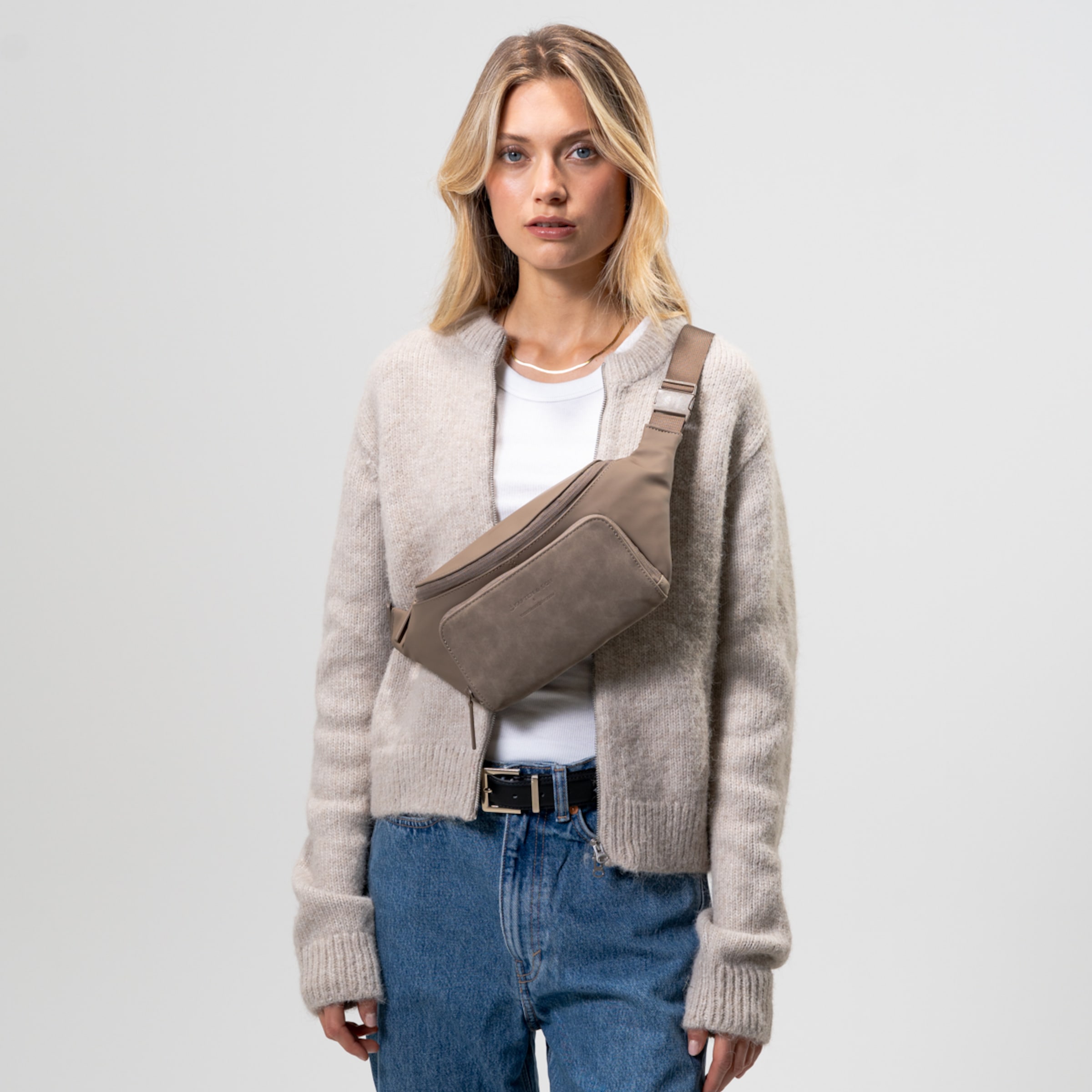 Bali Crossbody Walnut by Mariefeandjakesnow