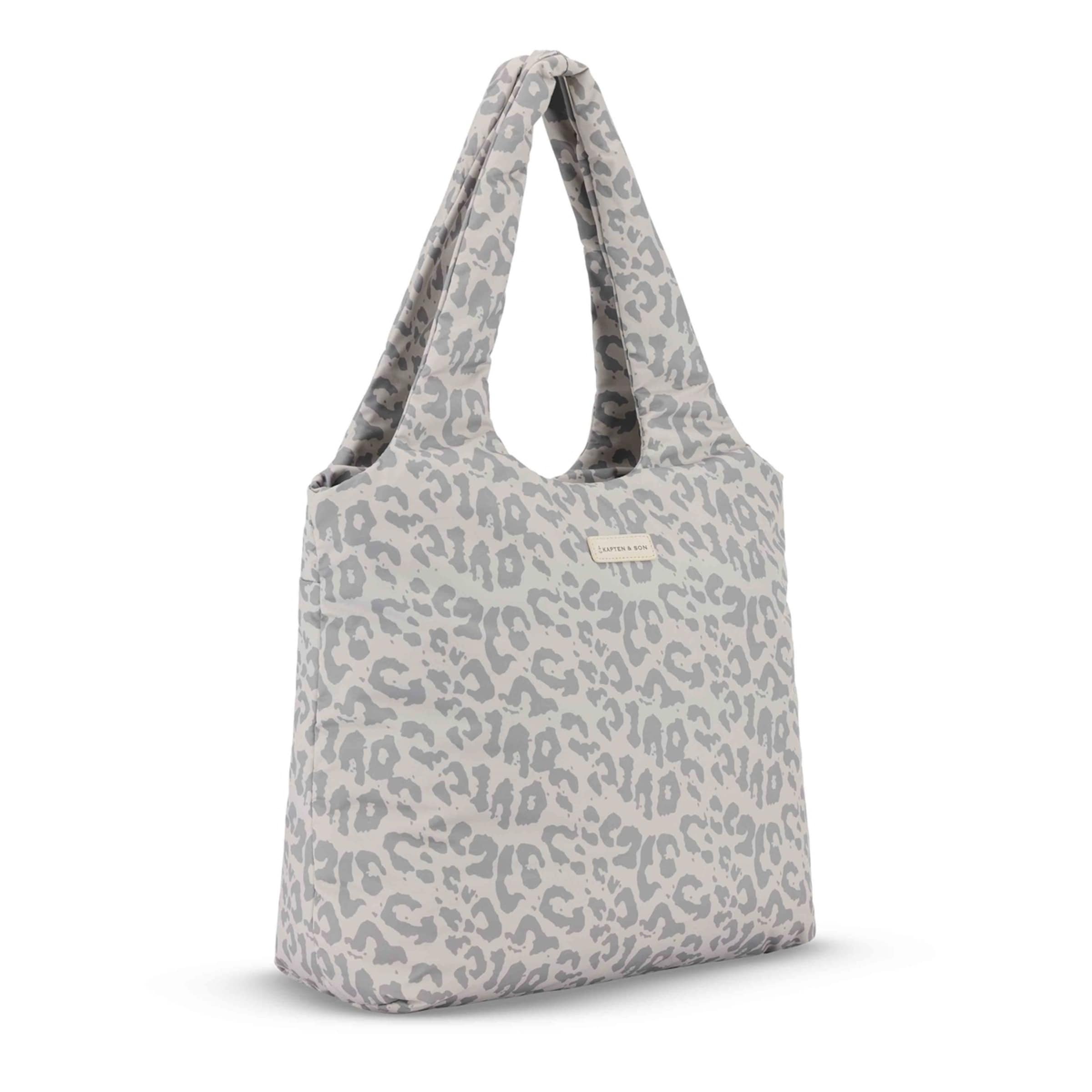 Skara Cloud Shopper Leo Sandstone