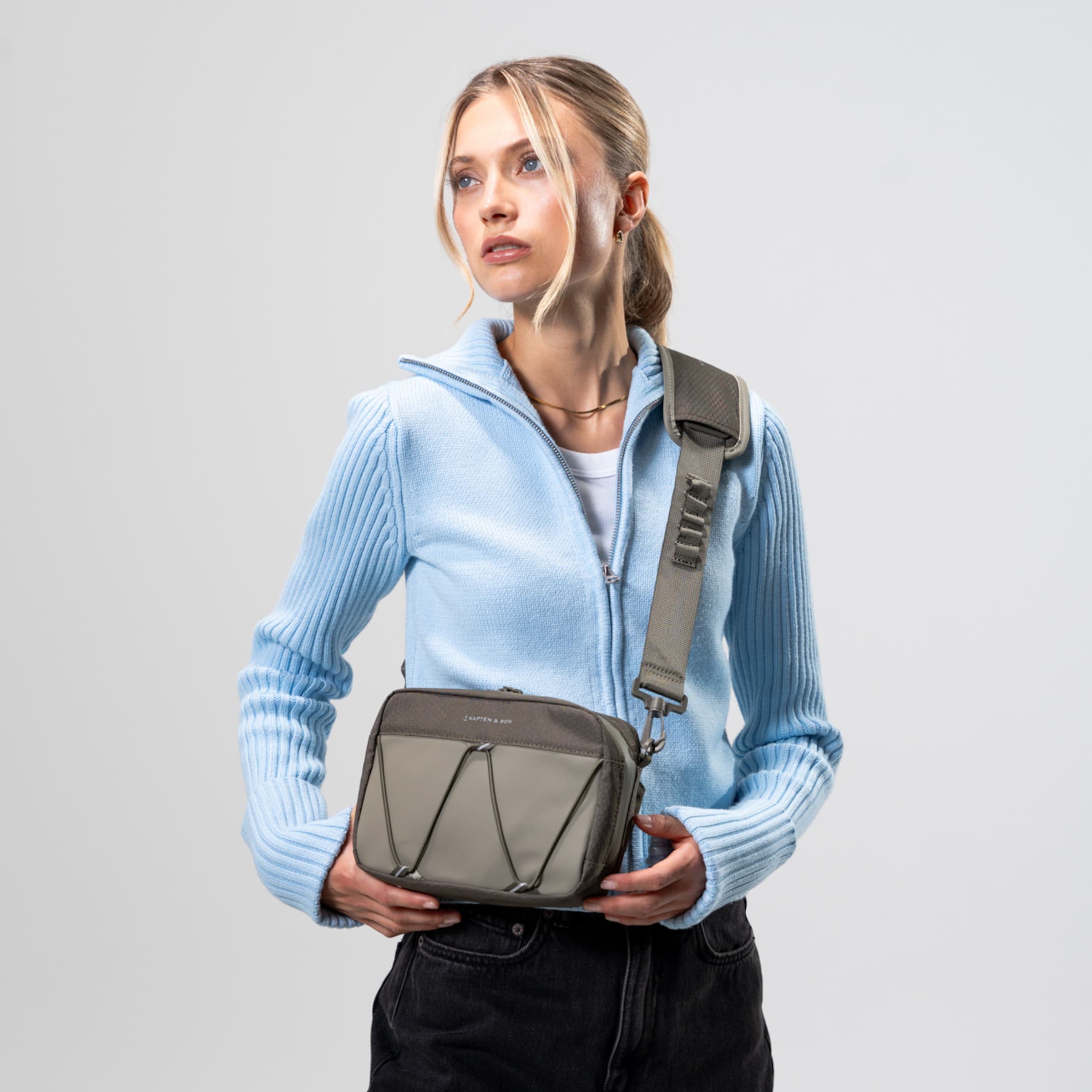 Banff Crossbody Forest Green