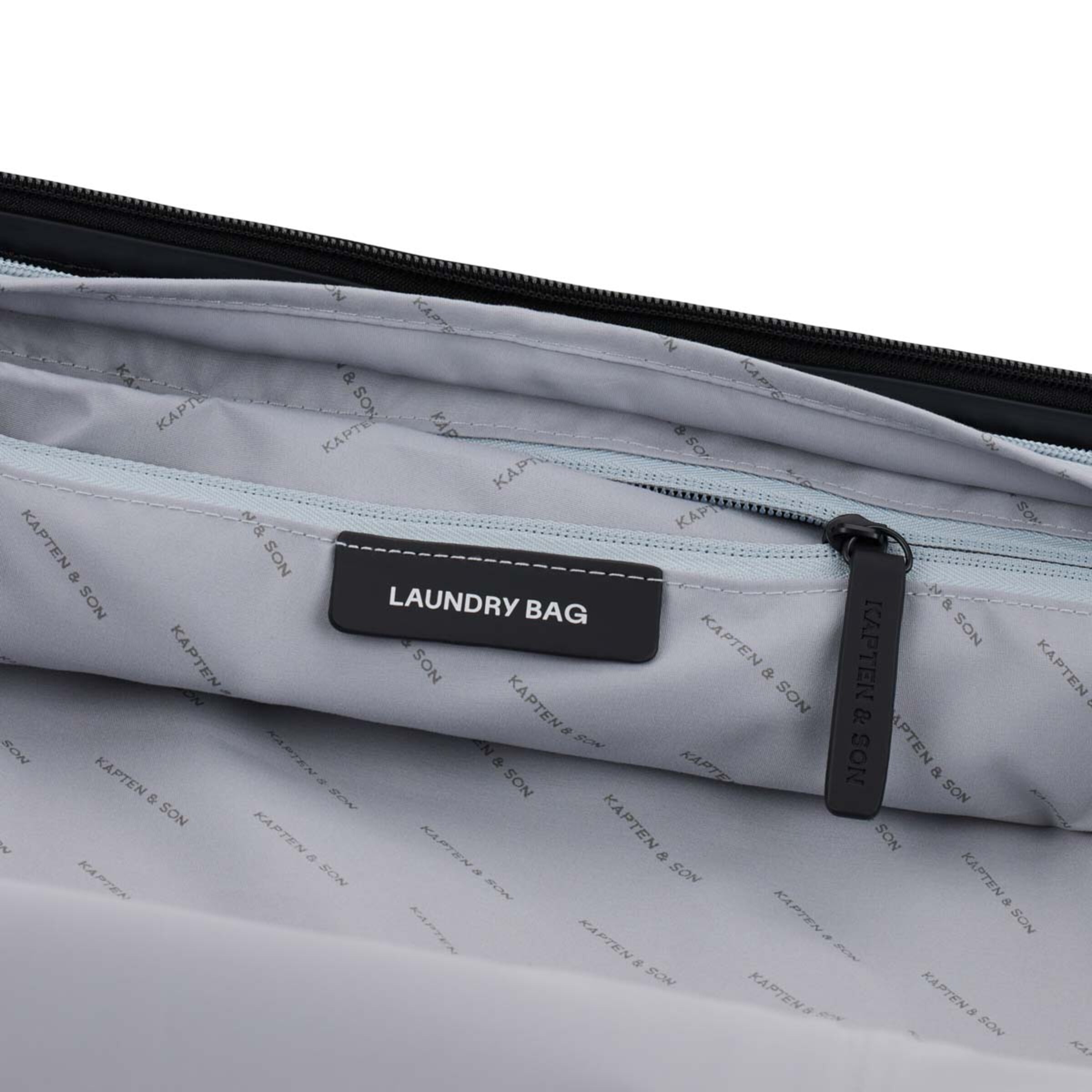 Set Heathrow All Black