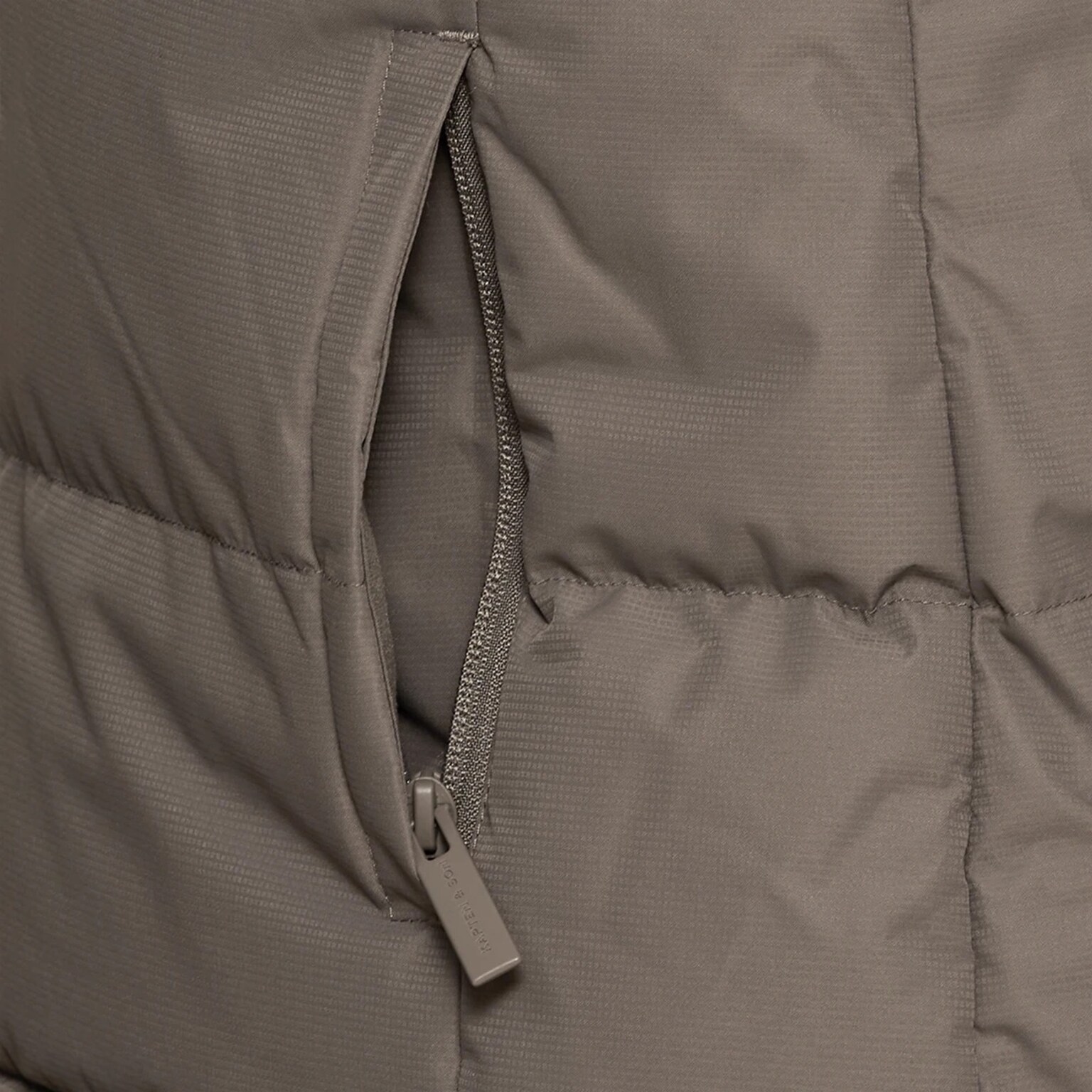 Puffer Vest, Puffer Vest Taupe Taupe, Bild 9 von 11