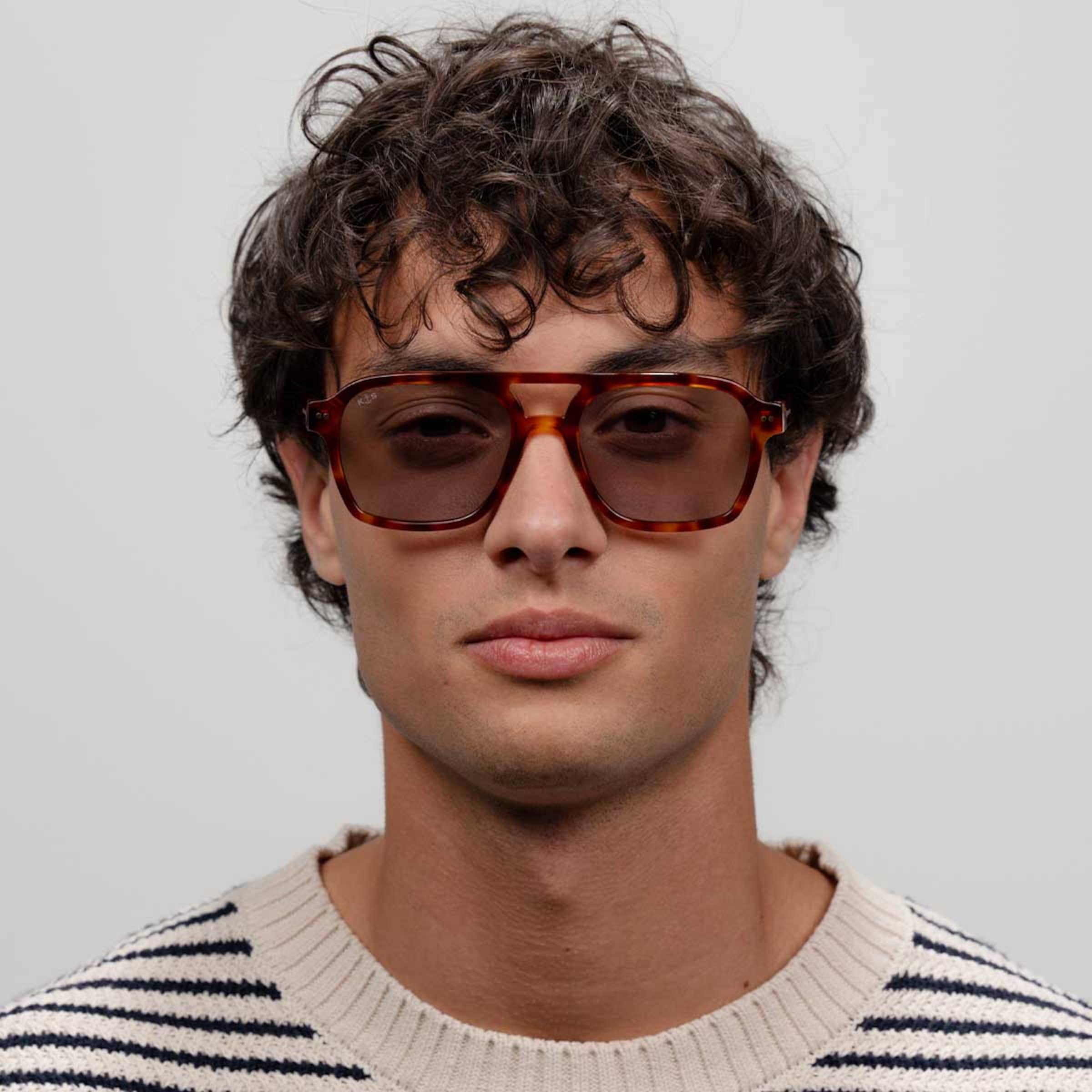 Zurich Edge Maple Tortoise Grey