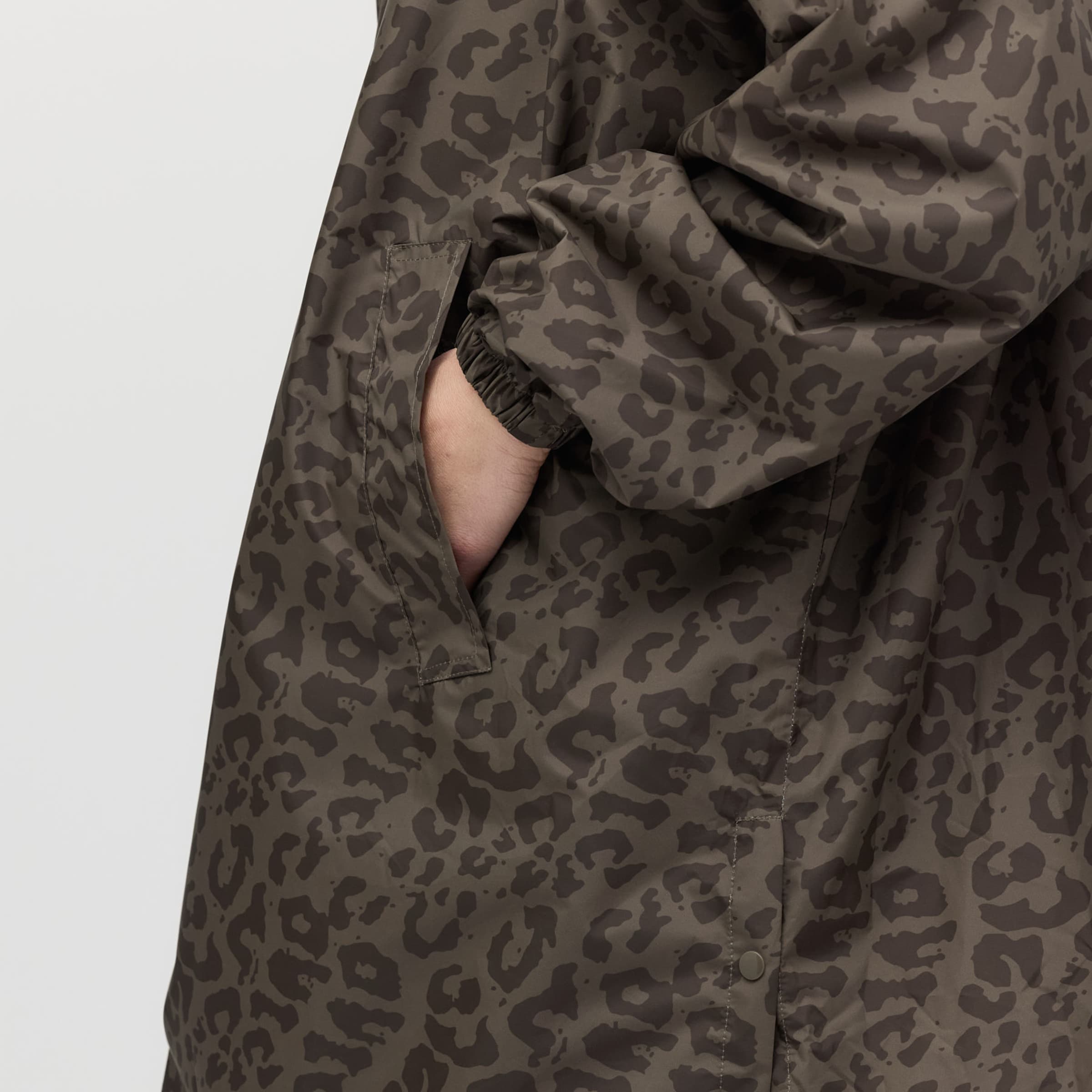 Rain Poncho Leo Dark Brown