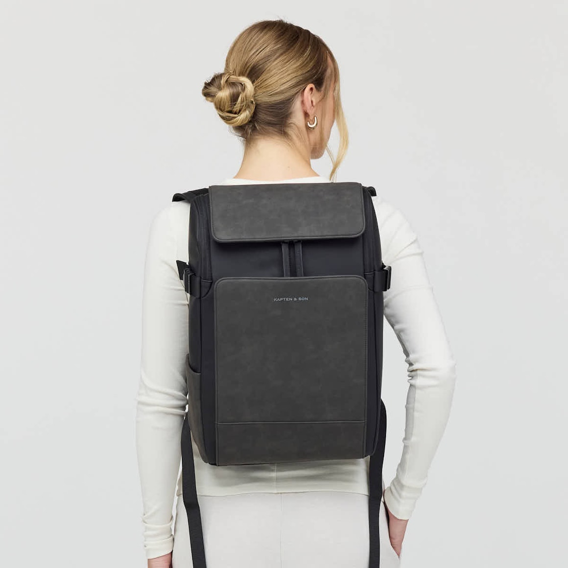 Bali Medium All Black by Mariefeandjakesnow