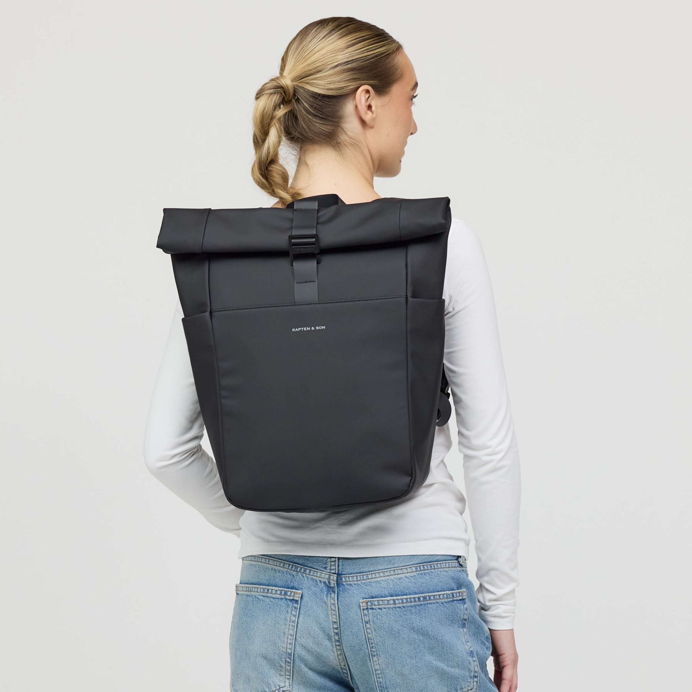 Lund Sleek Full PU All Black