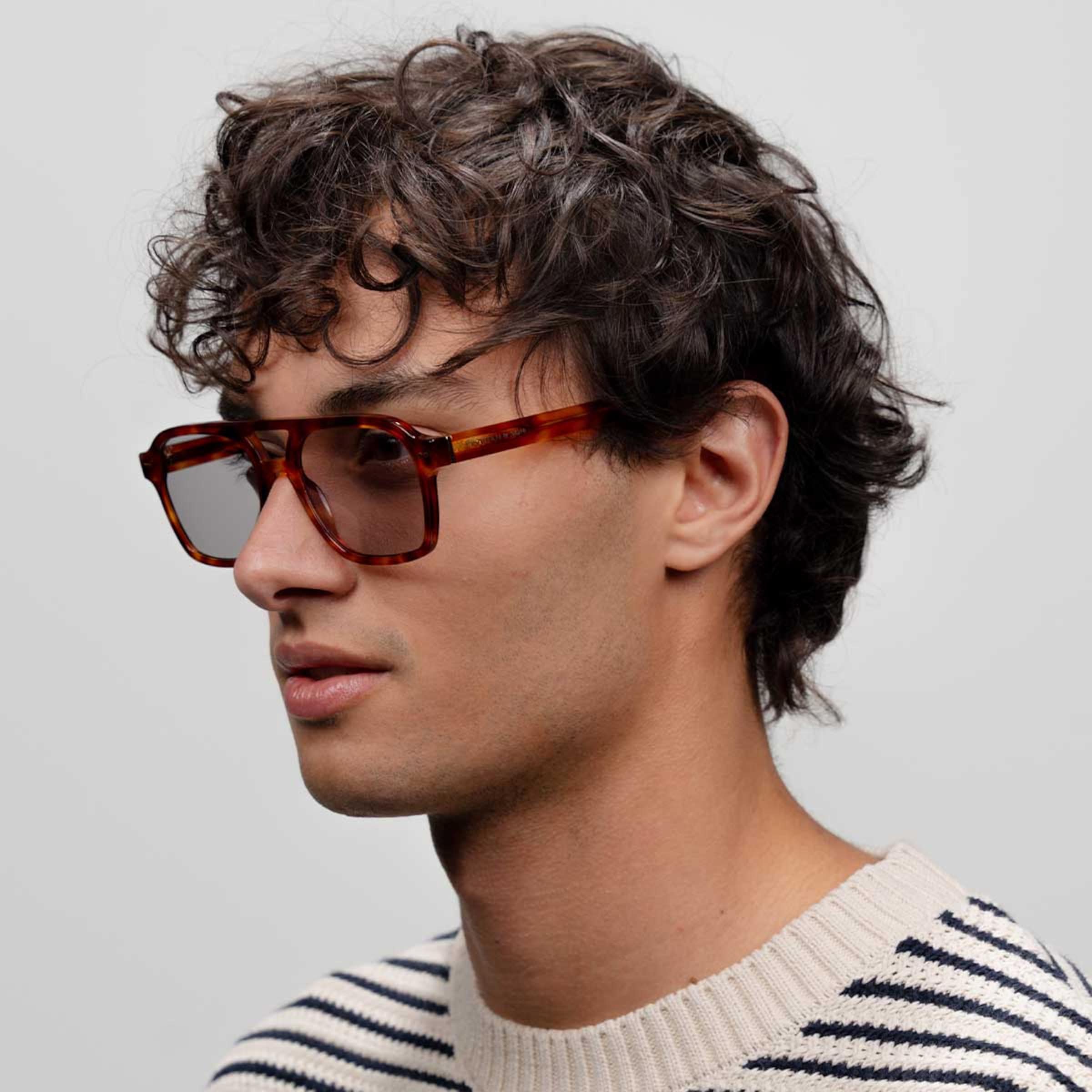 Zurich Edge Crystal Tortoise Grey - Sunglasses | Kapten & Son Zurich Edge Crystal Tortoise Grey - Sunglasses | Kapten & Son