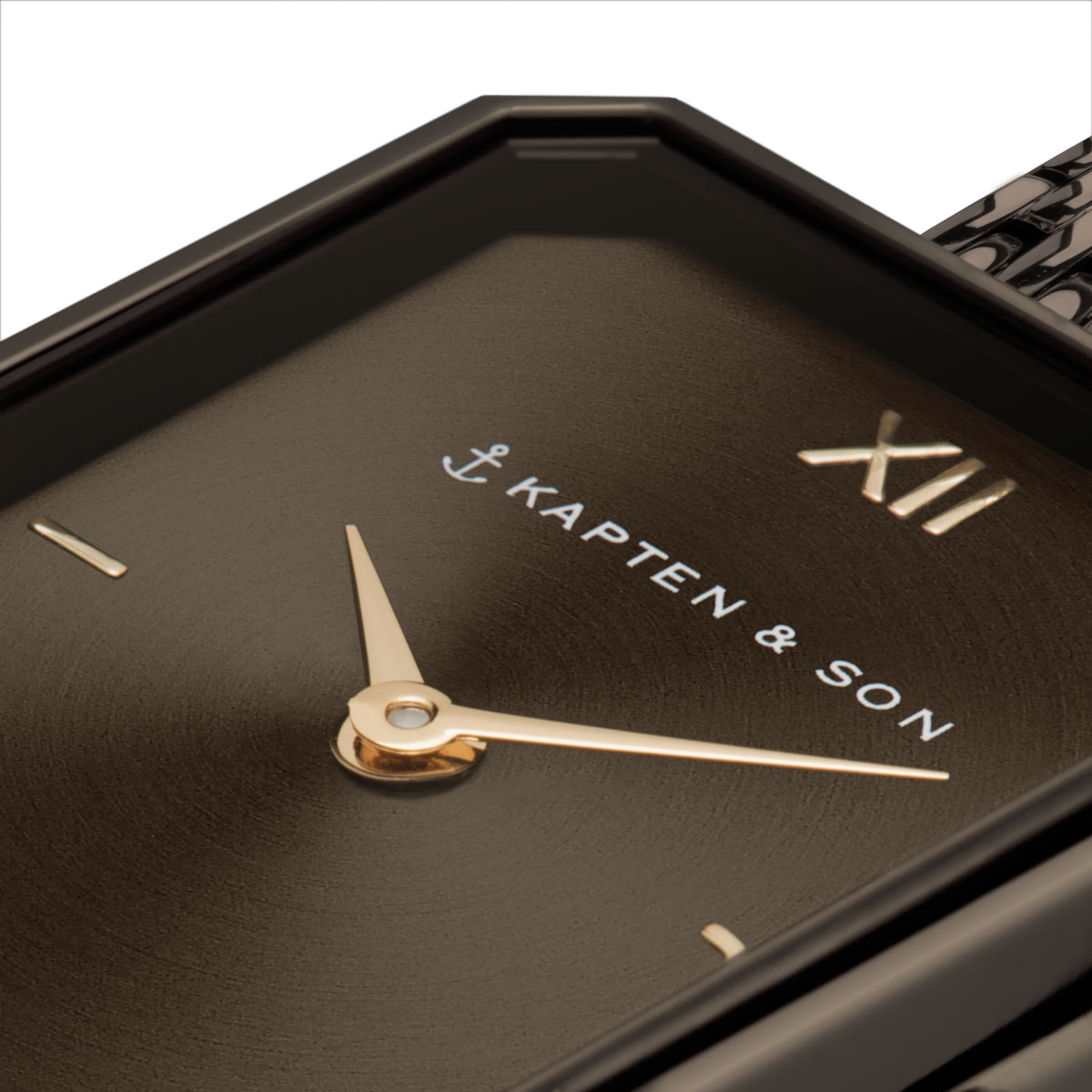 Grace Brown Woven Steel