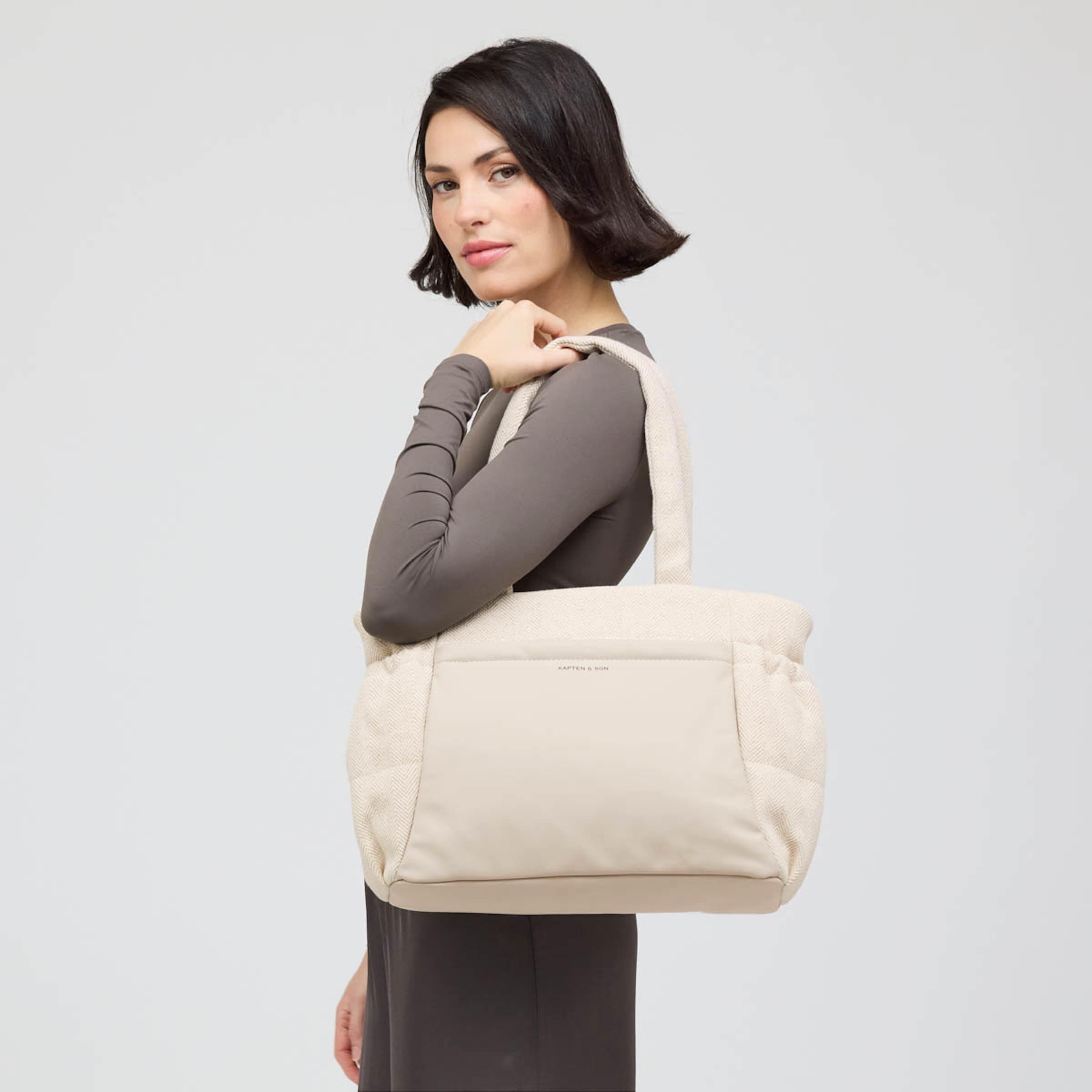 Hellvi Medium Ibiza Collection