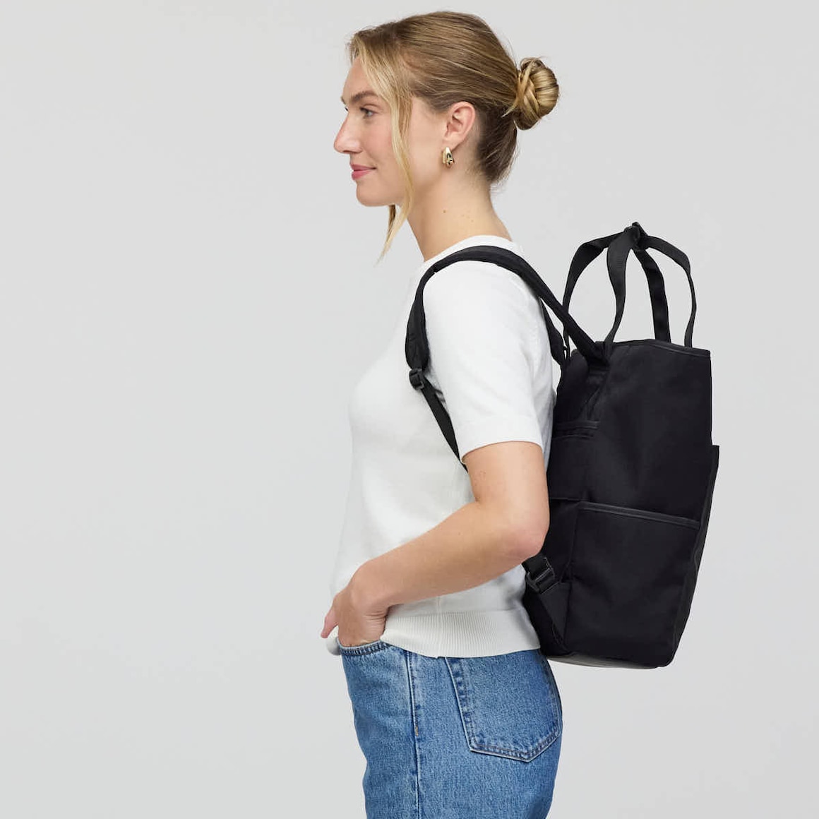 Lindby All Black
