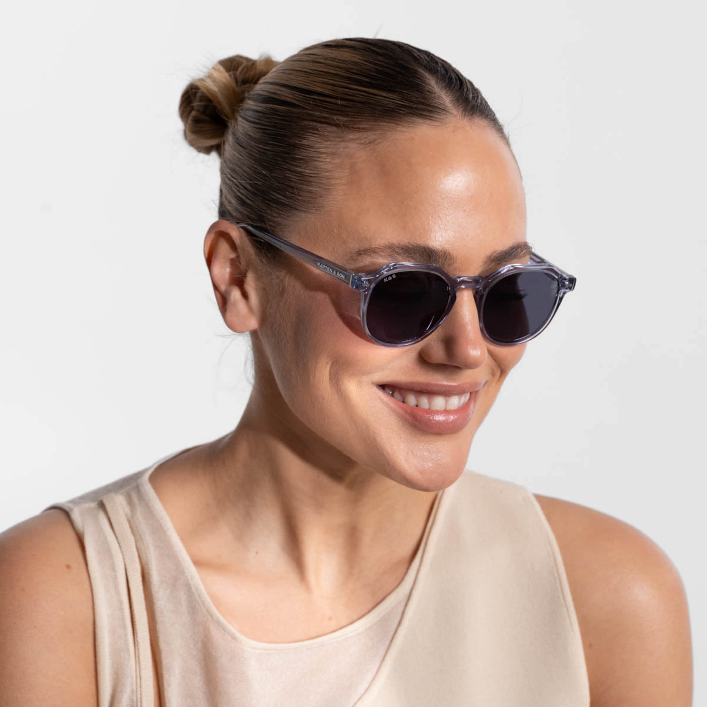 Manila Transparent Grey Black
