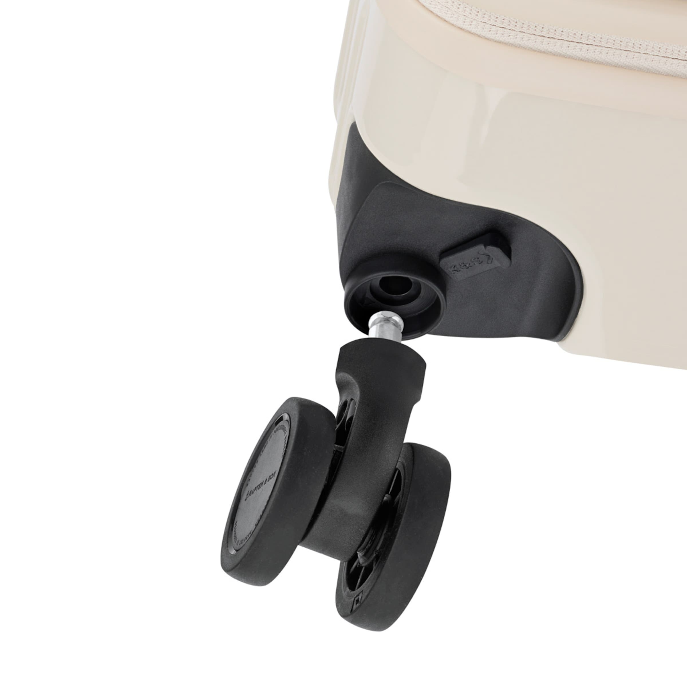 Heathrow Essential Check In Sandstone