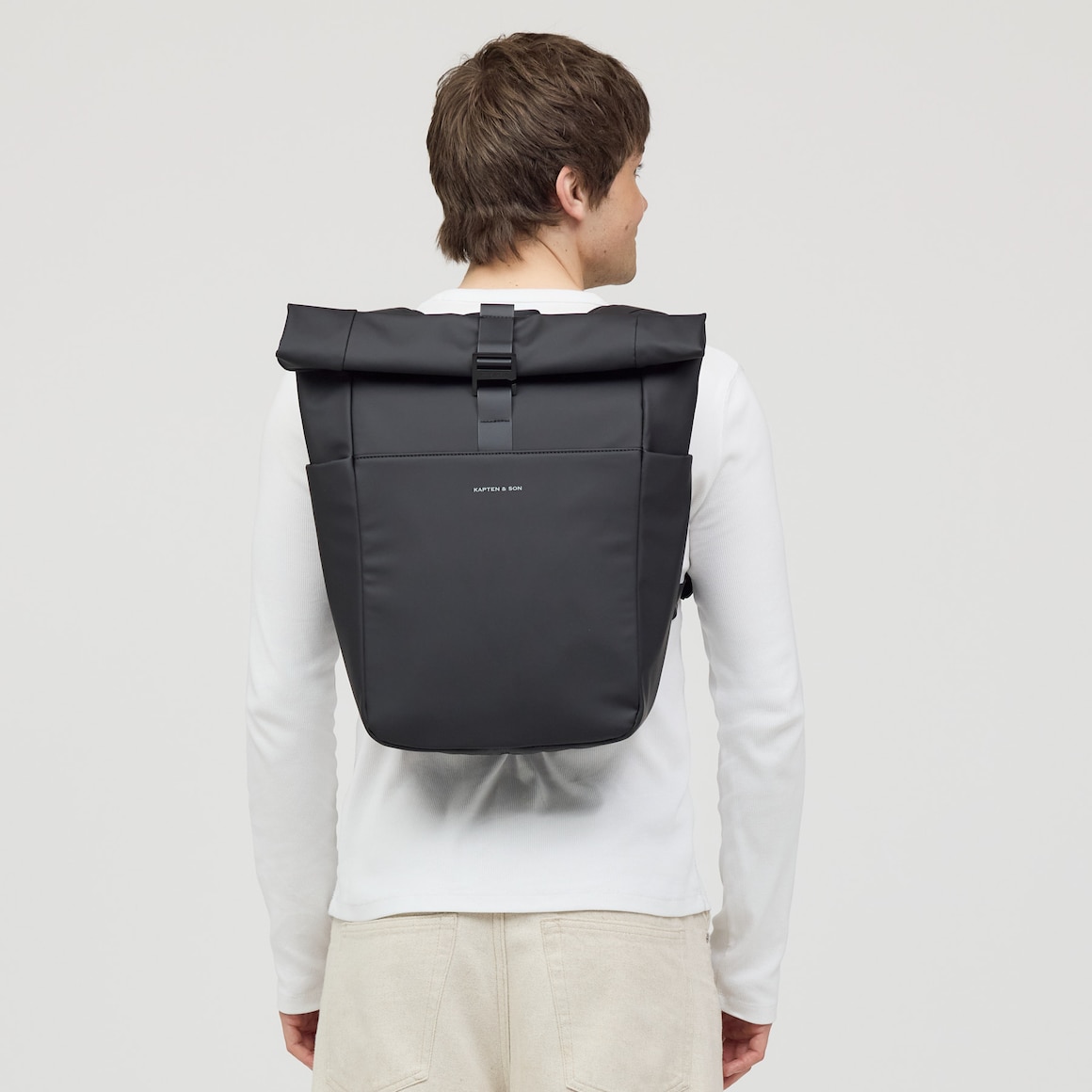 Lund Sleek Full PU All Black