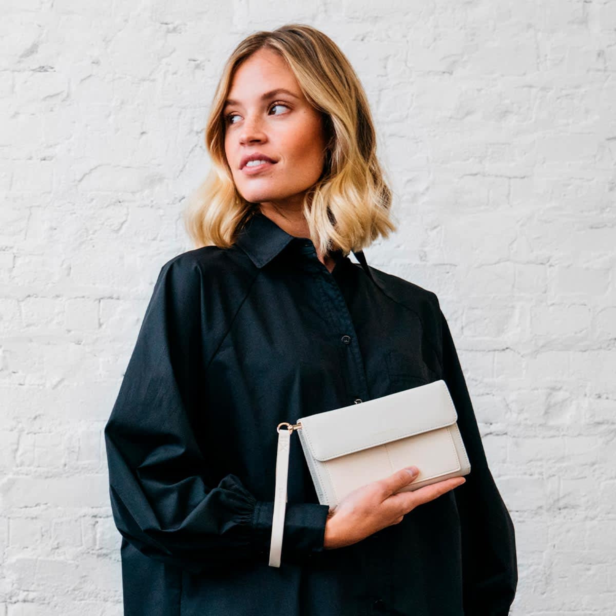 Clutch Wallet Versailles Sandstone