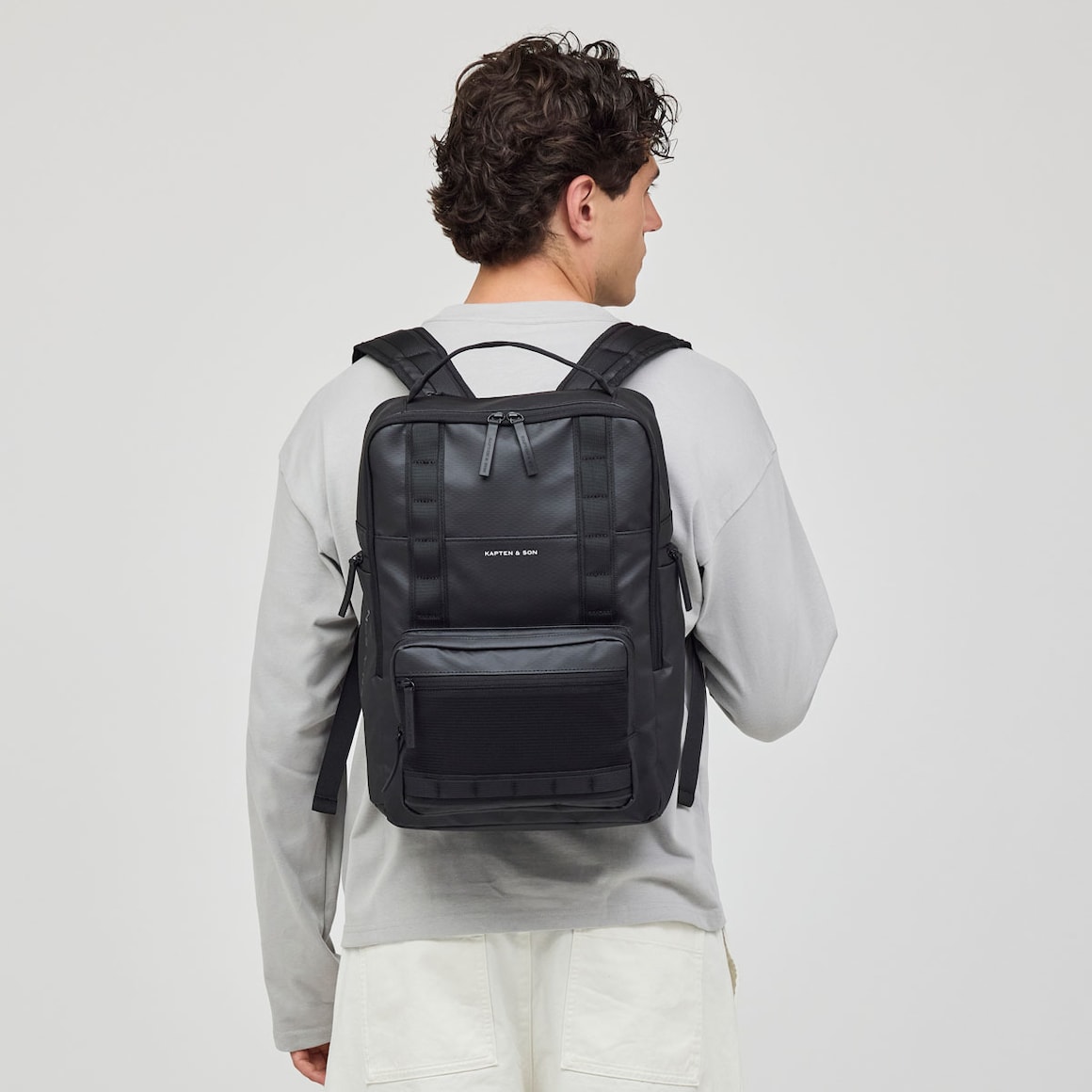 Bergen Ultra All Black