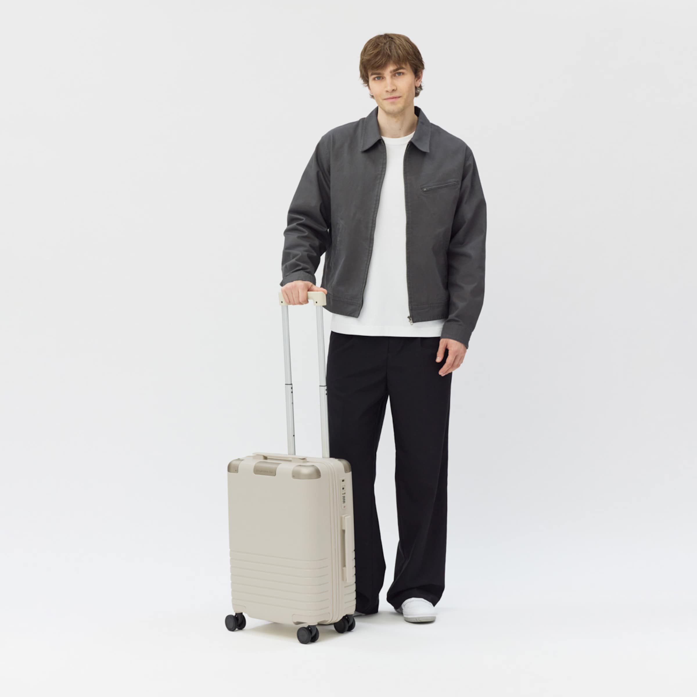 Heathrow Cabin Sandstone