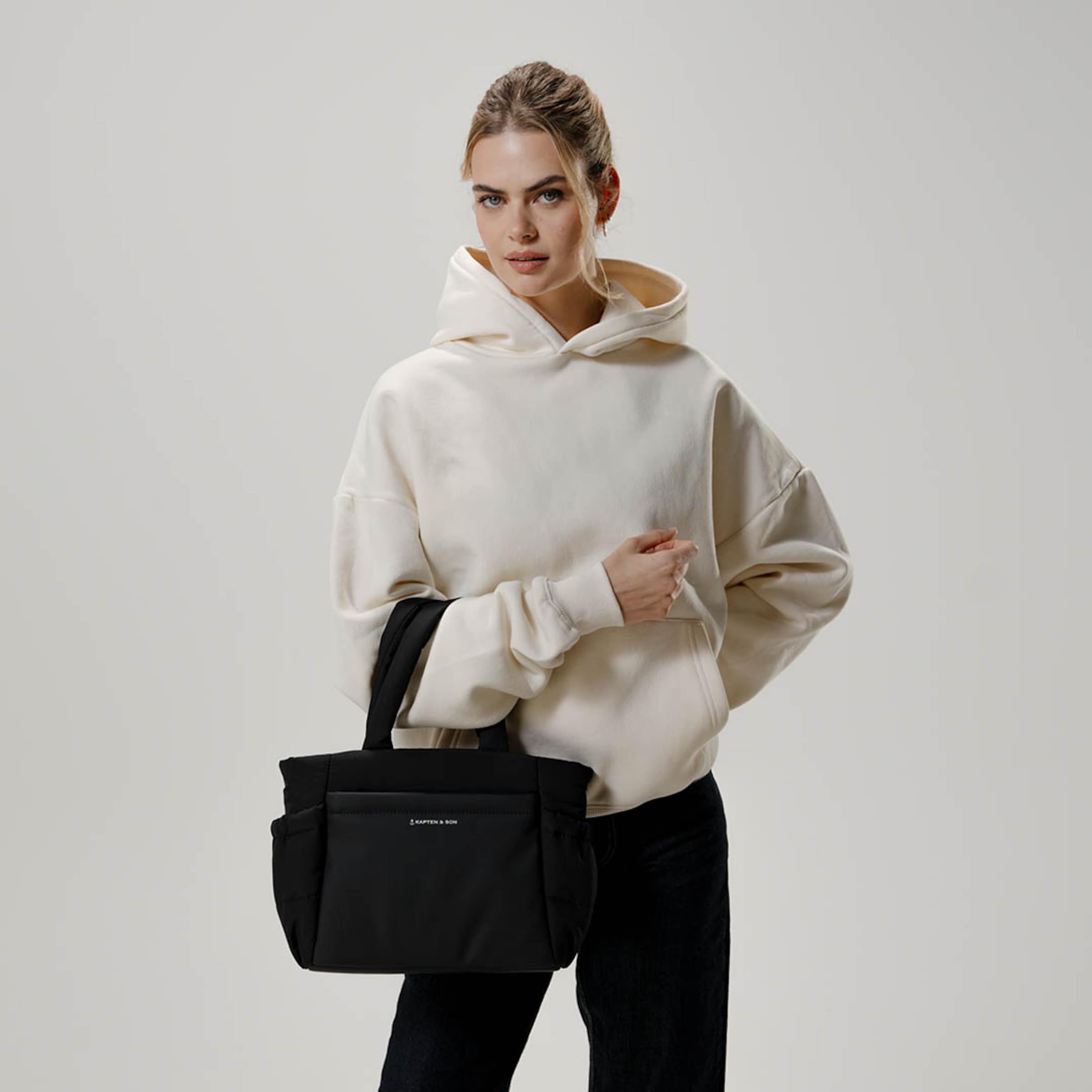 Hellvi Cloud Small All Black