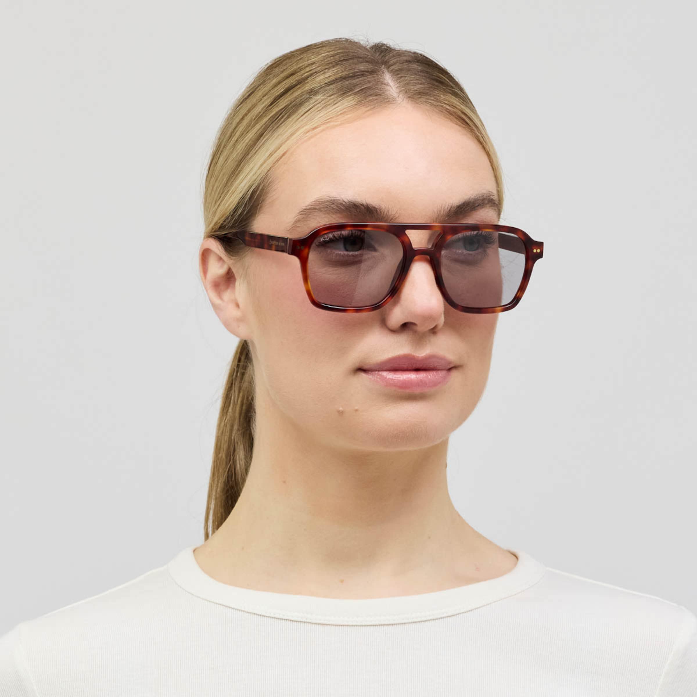 Zurich Edge Maple Tortoise Grey