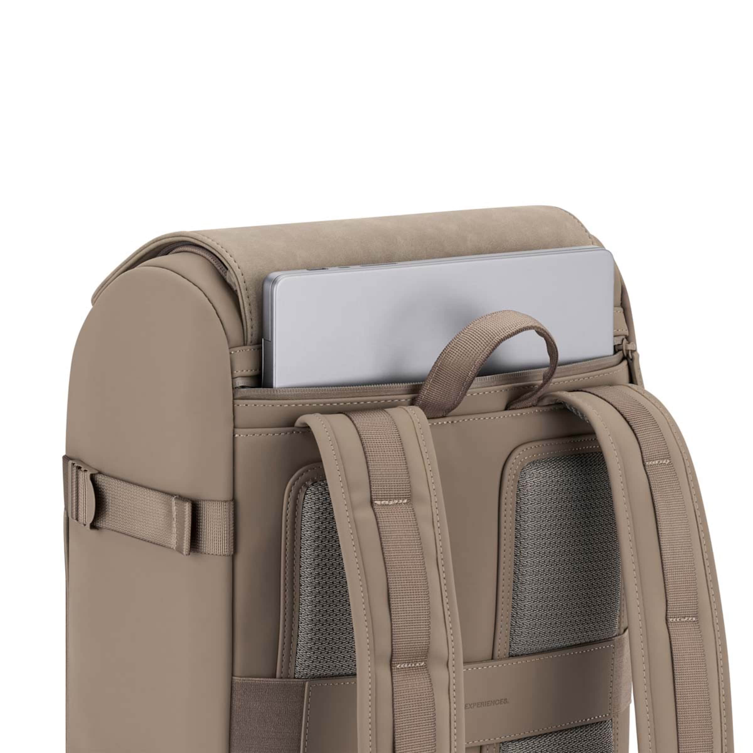 Bali Walnut by Mariefeandjakesnow