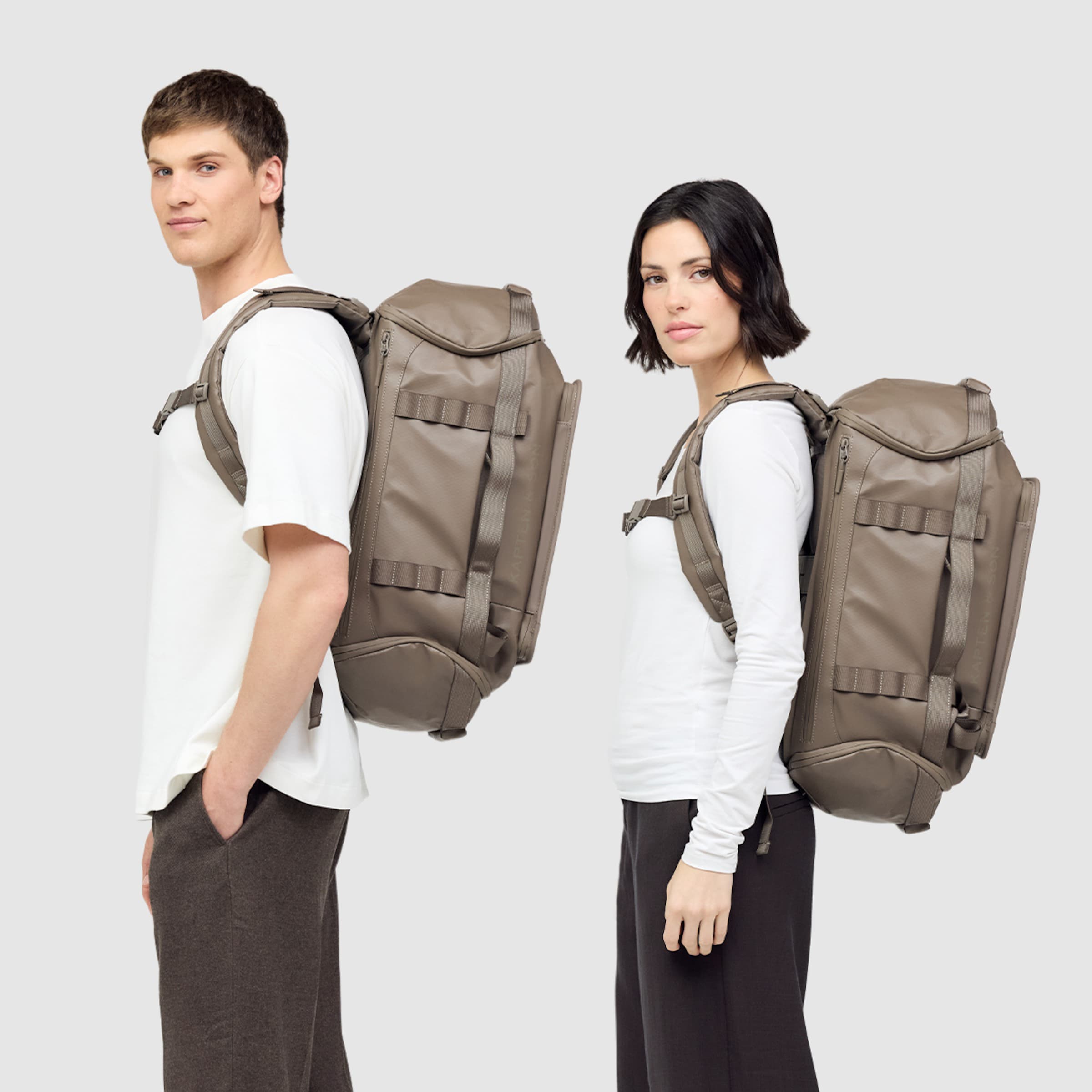 Lisbon Duffle Backpack Medium Walnut