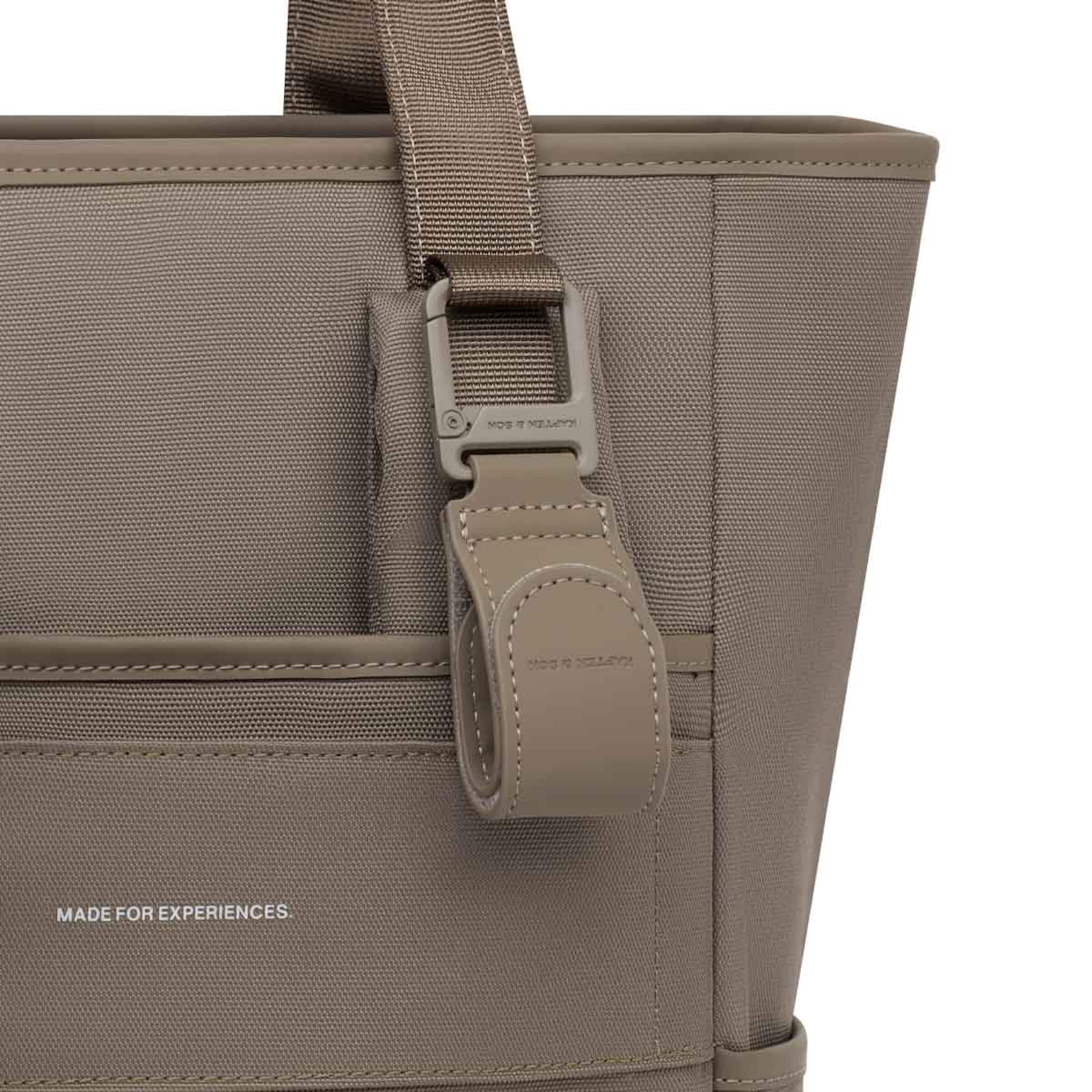 Lindby Diaper Backpack Set Walnut