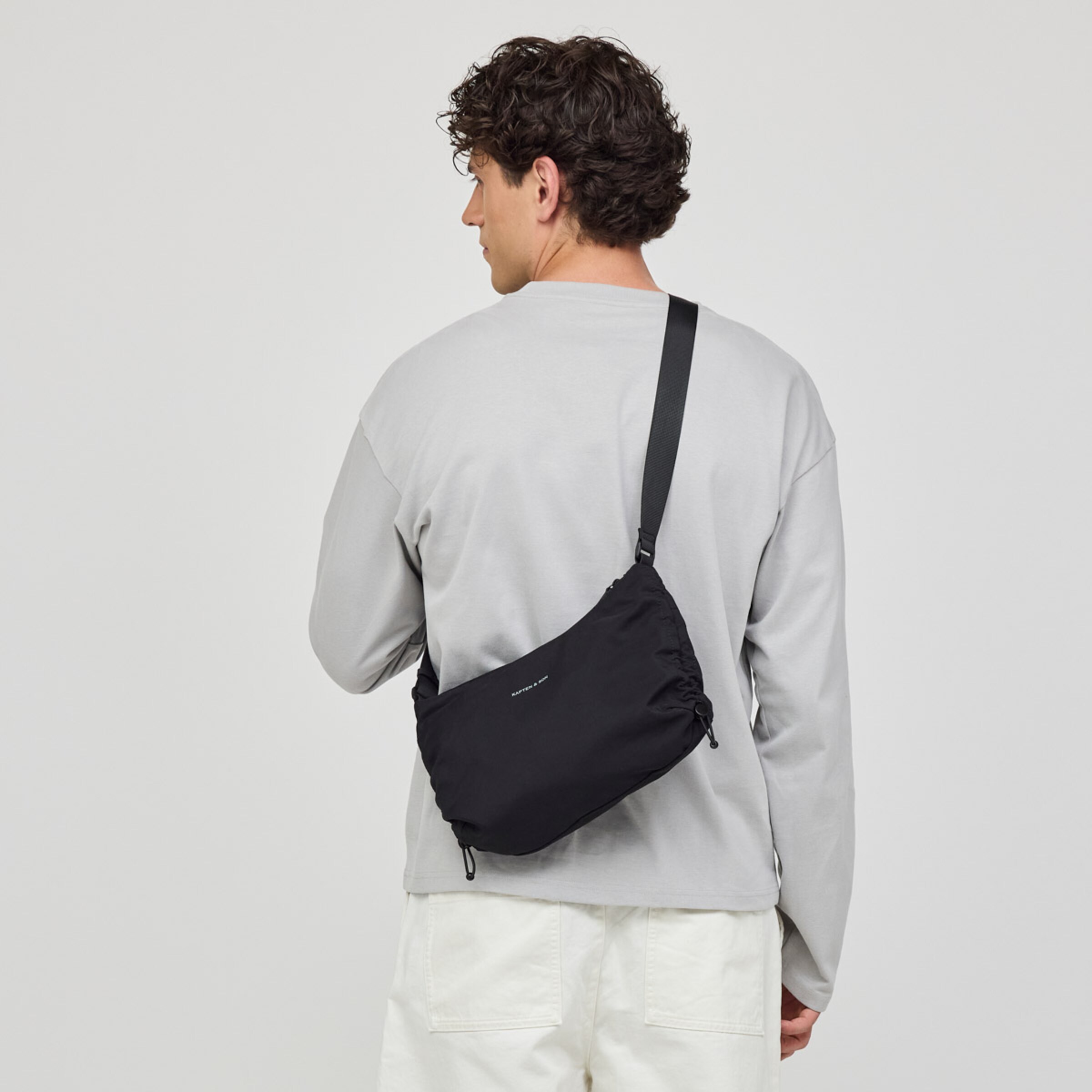 Skara Small All Black